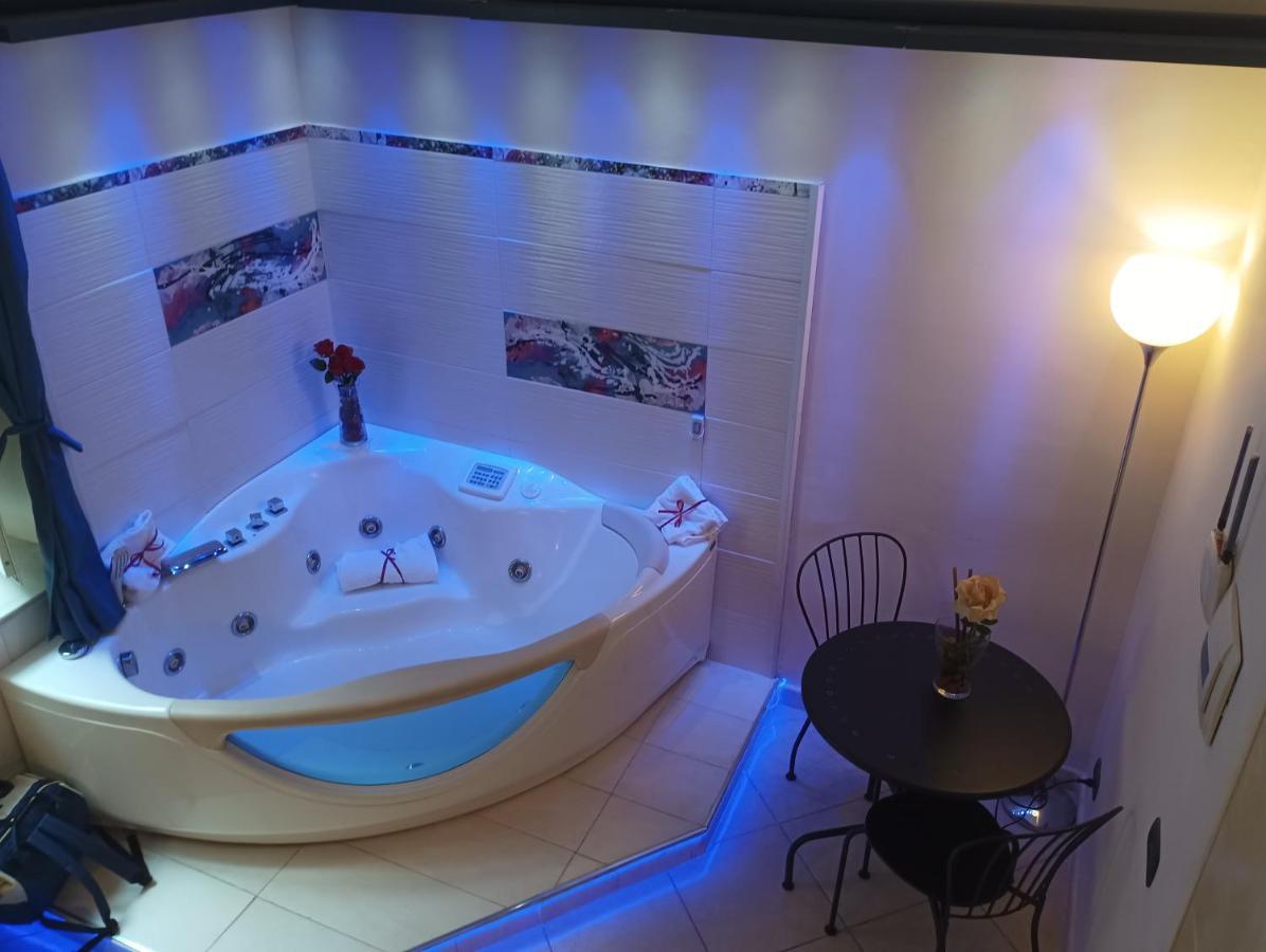 Beb Maryposa Appartment Neapol Exteriér fotografie
