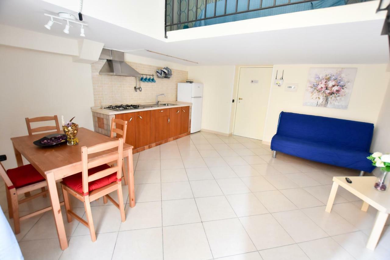 Beb Maryposa Appartment Neapol Exteriér fotografie